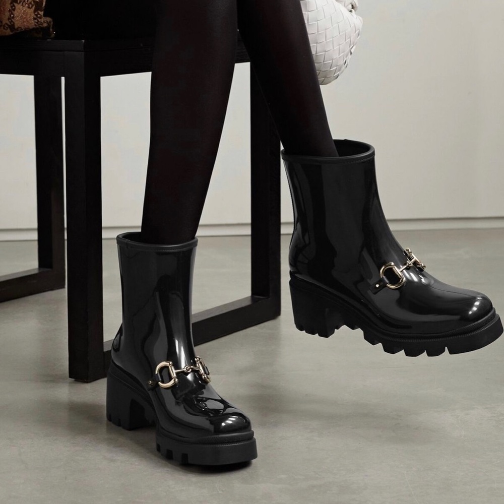 NIB Gucci Women Horsebit Black Rubber Waterproof Platform Lug Boots size…
